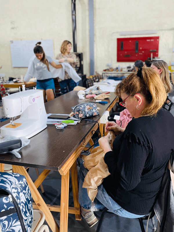curso de confección de indumentaria saberes ceder 2024