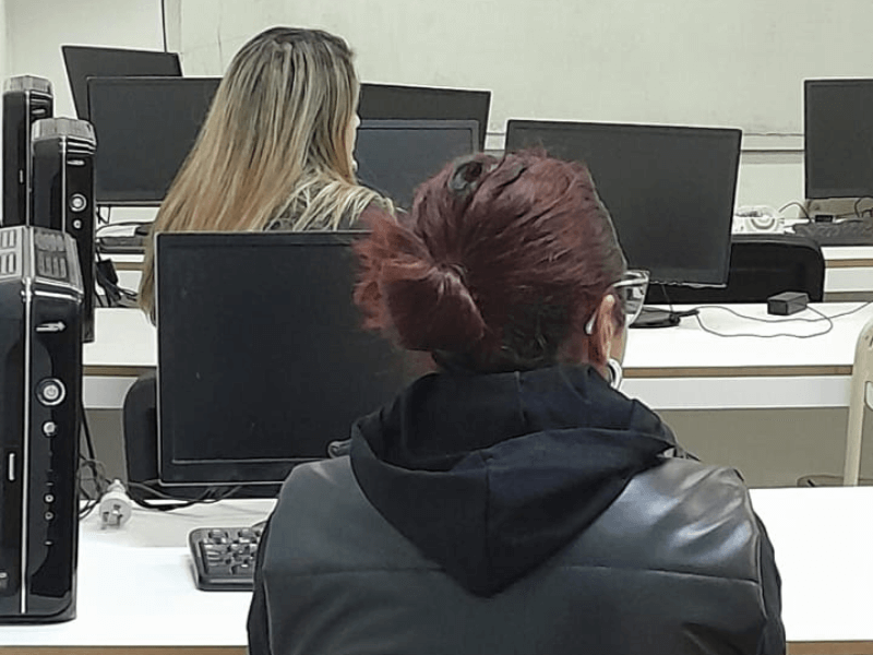 Inicio de clases en Saberes