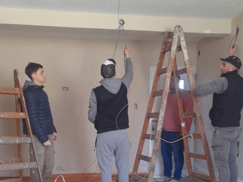 DÍA DEL TRABAJADOR DE LA ENERGÍA ELÉCTRICA
