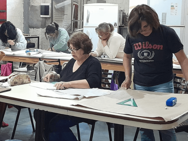 Confección de Indumentaria - CEDER