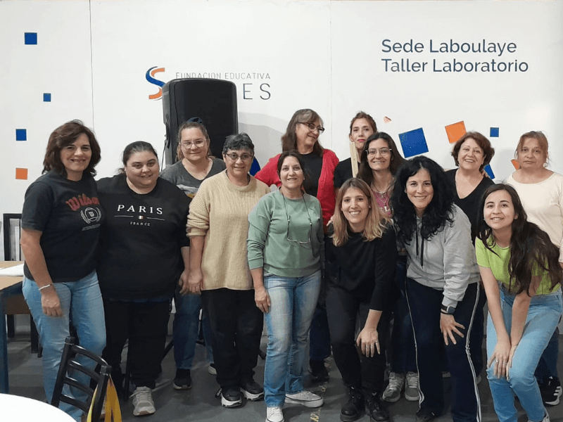 Curso de Confección de Indumentaria - CEDER